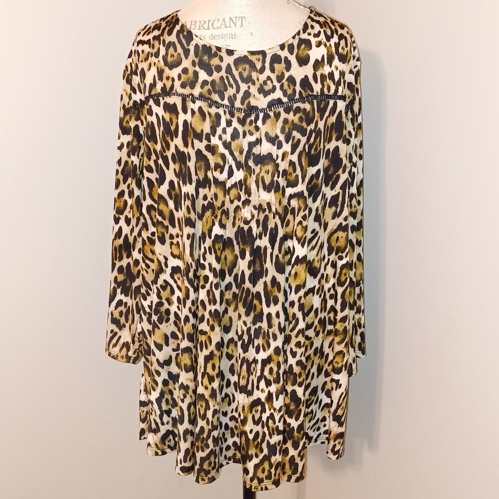 3x leopard top